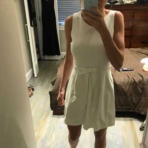 Lulu’s gorg white dress!